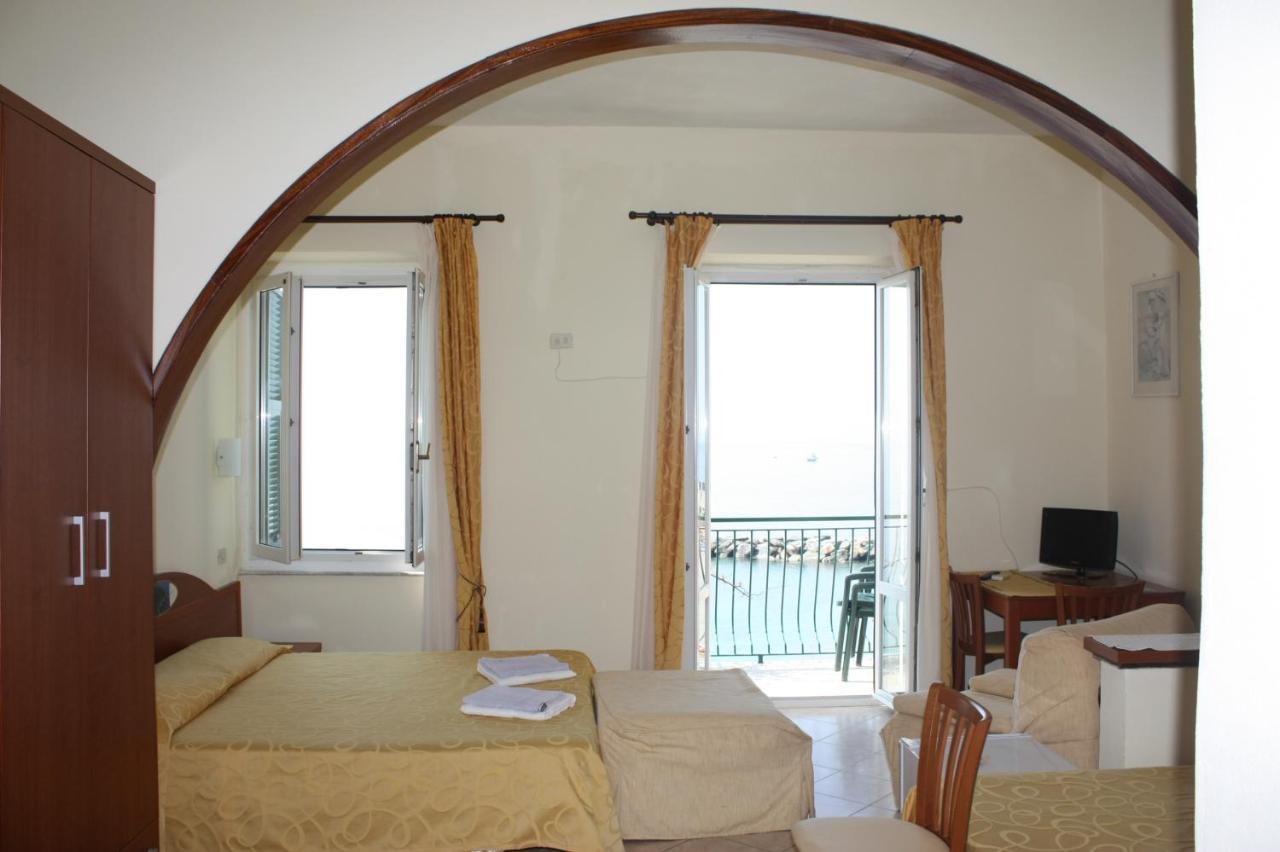 Hotel Viviani Raffaella Monterosso al Mare Exterior foto